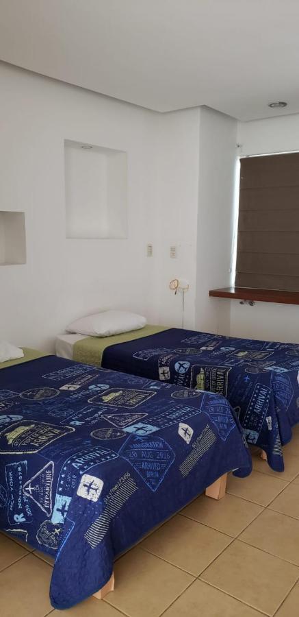 Suites Riviera Cancún Exterior foto