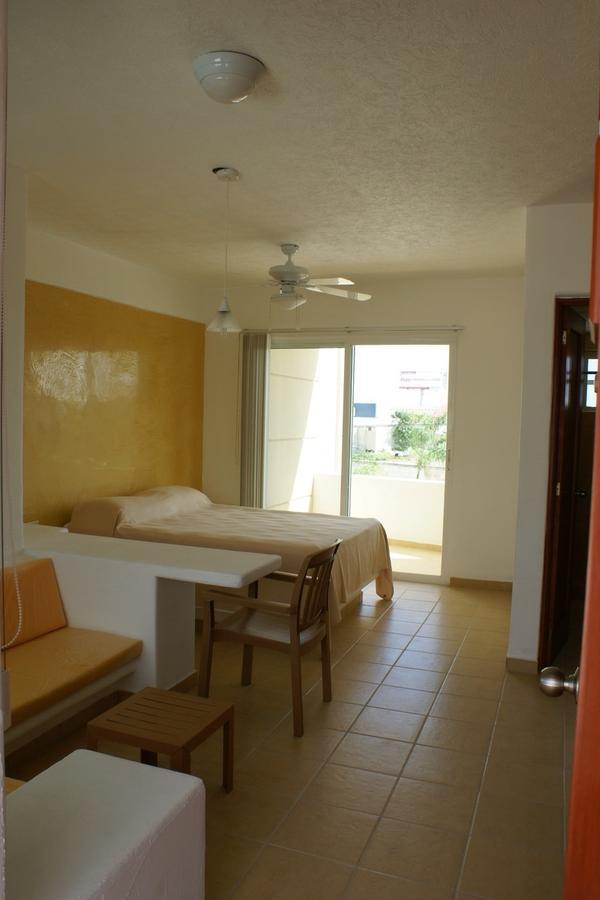Suites Riviera Cancún Exterior foto